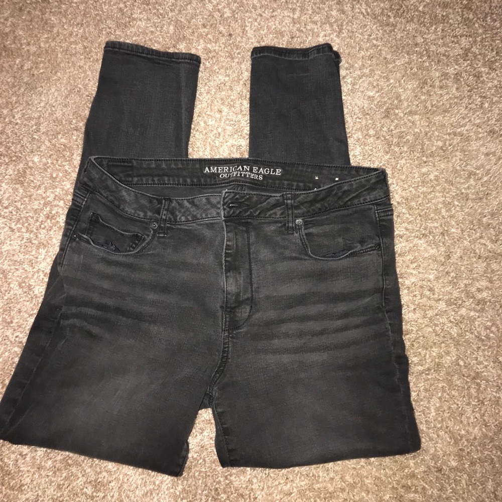 American Eagle high-rise skinny jeans (black)